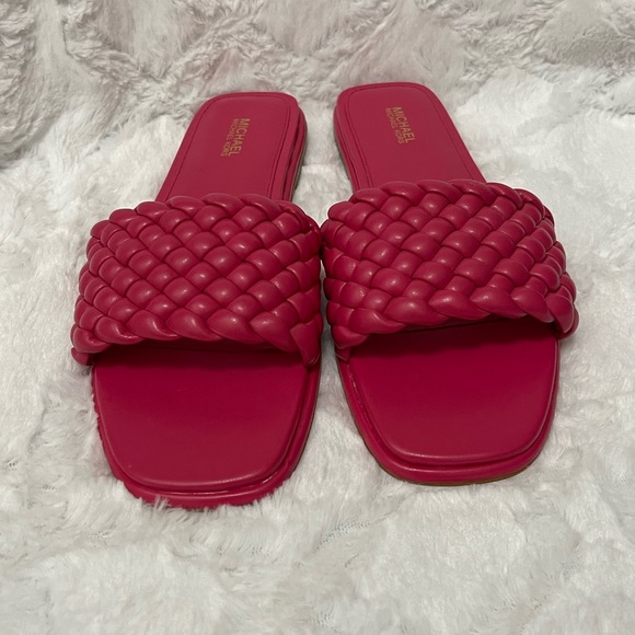 New Michael Kors pink sandals - Picture 4 of 4